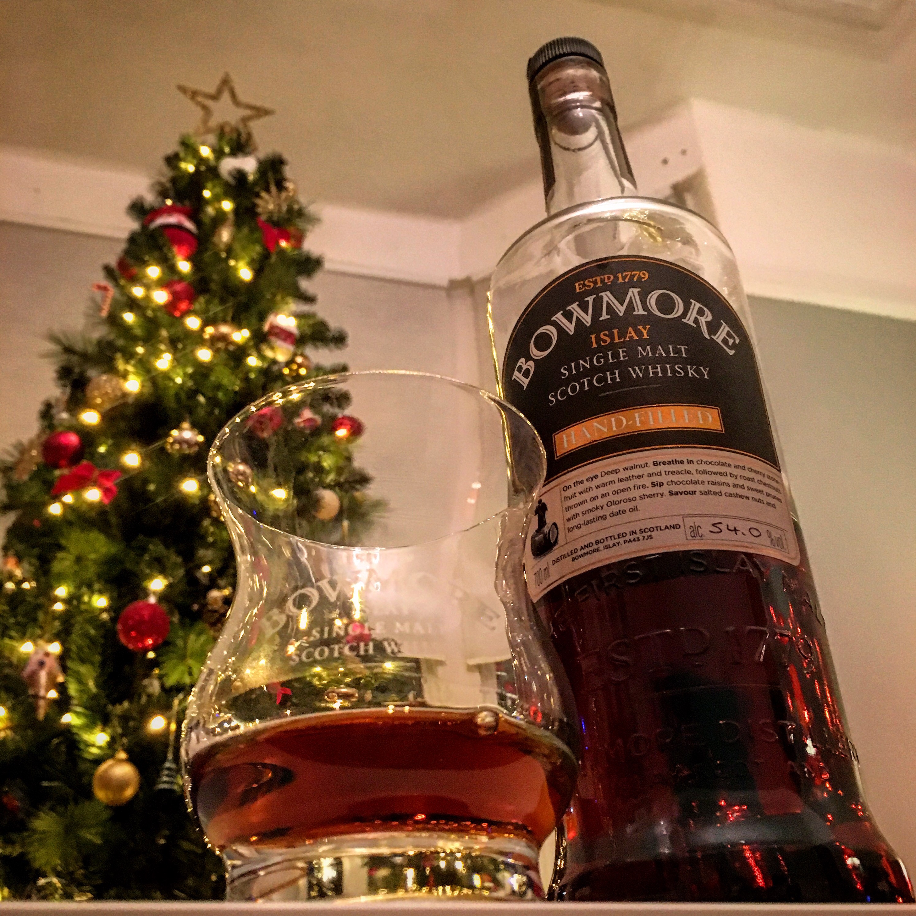 New Year Dram 2016: Bowmore Hand-Filled Single Cask